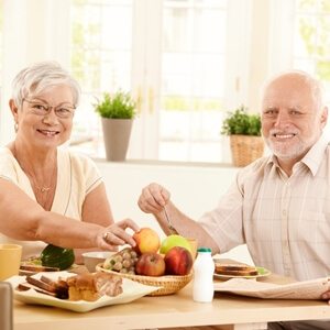 Study explores benefits of meal services for aging in place